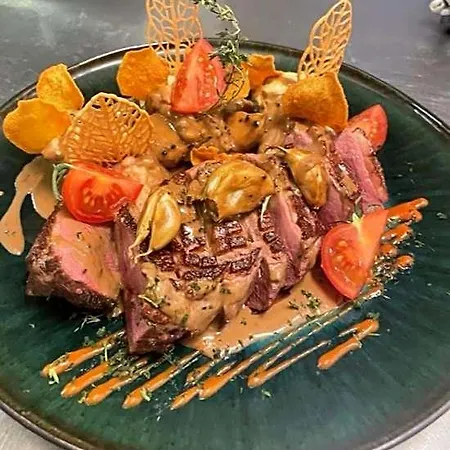 2 Pieces Au Relais Normand
